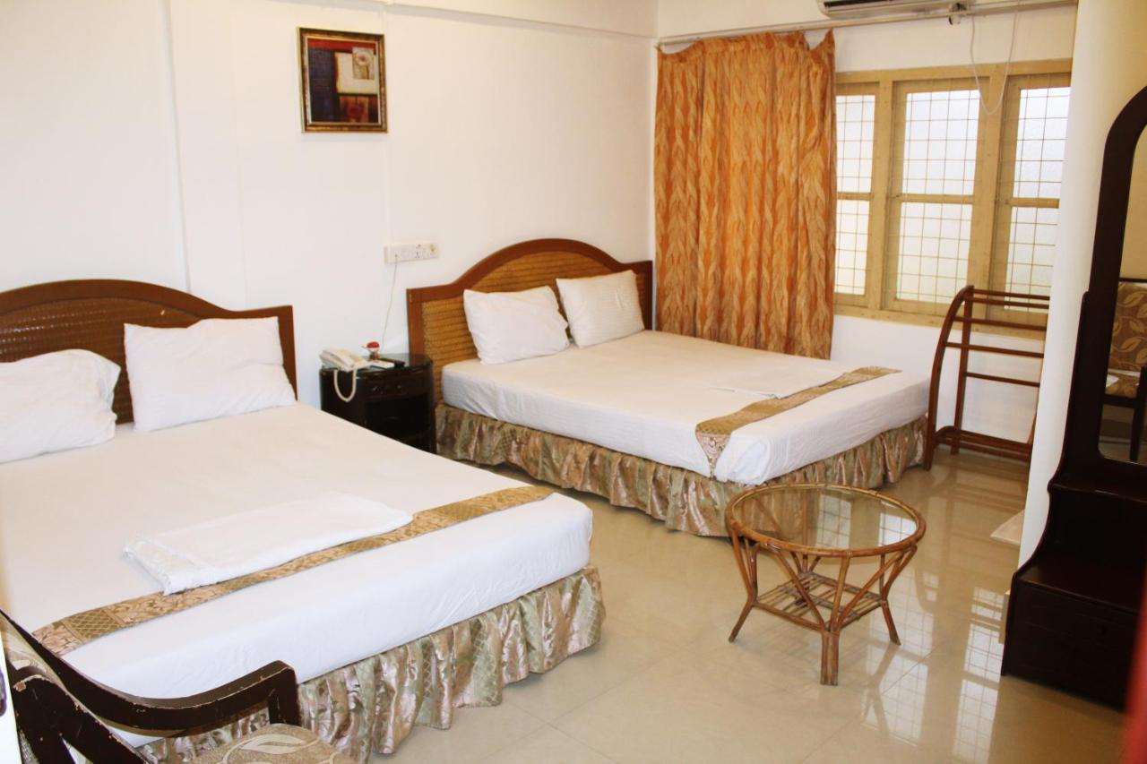 Green Grass Hotel & Restaurant Jaffna Exteriör bild